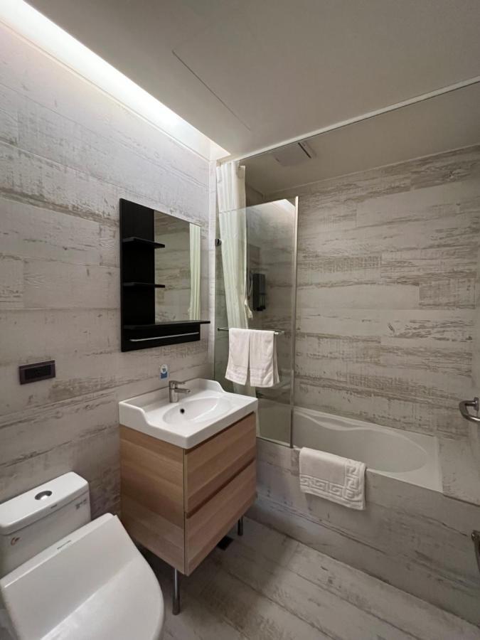 Dlinn Hotel Taichung Luaran gambar