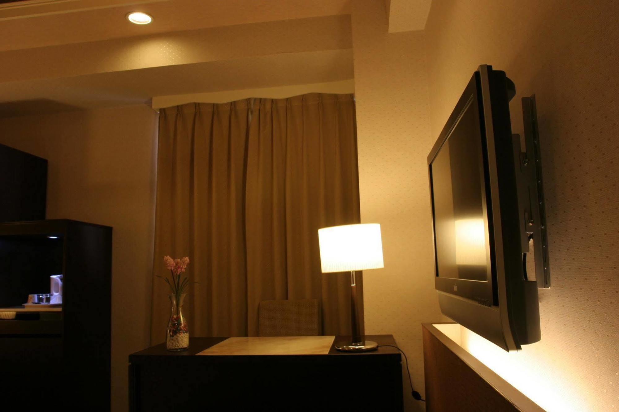 Dlinn Hotel Taichung Luaran gambar